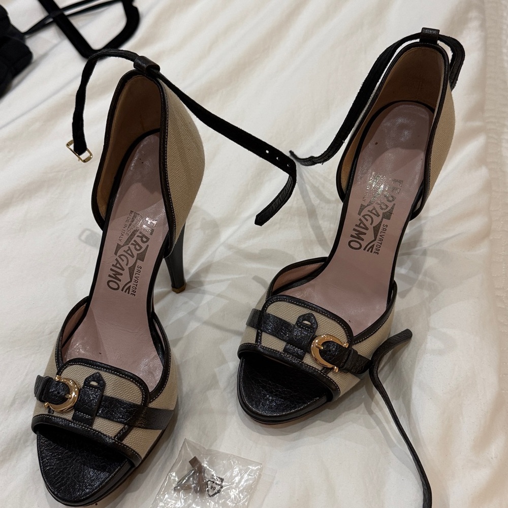 Authentic Ferragamo Elegant Black and Cream shoes